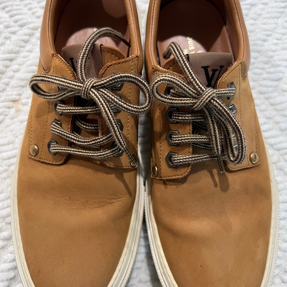 Louis Vuitton Men’s Sneaker. LV men’s size 7 1/2 (9.5 US) - Picture 6 of 11